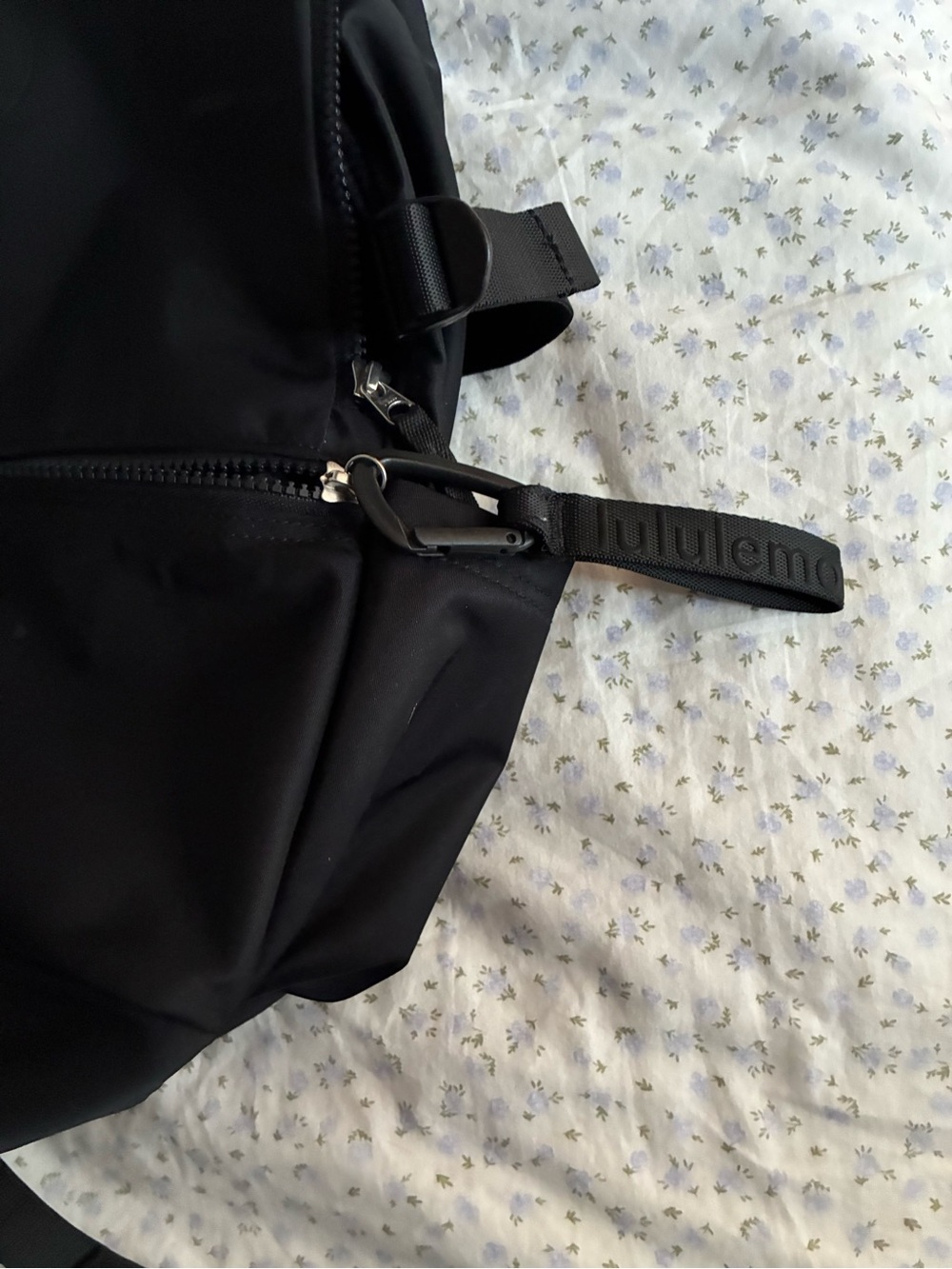 Lululemon Crew Backpack - Picture 3 of 4
